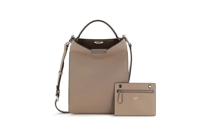 現行品 FENDI フェンディ ピーカブー アイシーユー X-LITE