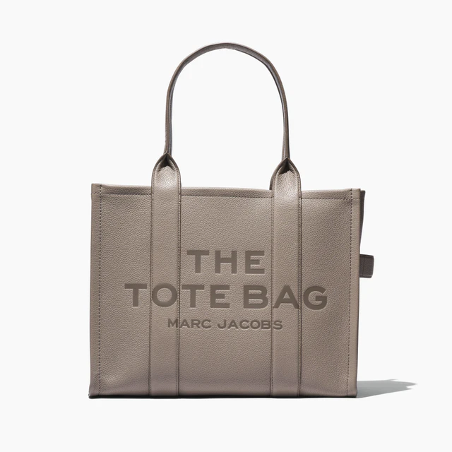 マークジェイコブズ　トートバッグ　コストコ　　GUCCI  ヴィトン　好きに COSTCO/コストコ情報】MARC JACOBS/THE MINI TOTE BAGが発売❗️お得に