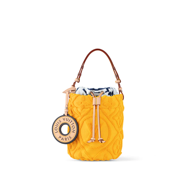 LOUISVUITTON ルイヴィトン バケーション インザプール ロゴ バッグ ルイ・ヴィトン ビーチでのひとときを彩る新作「LV バイ・ザ・プール