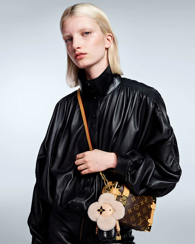 希少☆テニス☆ヴィヴィエンヌ Louis Vuitton★バッグチャーム 写真11/21｜ルイ・ヴィトン「ヴィヴィエンヌ」“ファッショニスタ