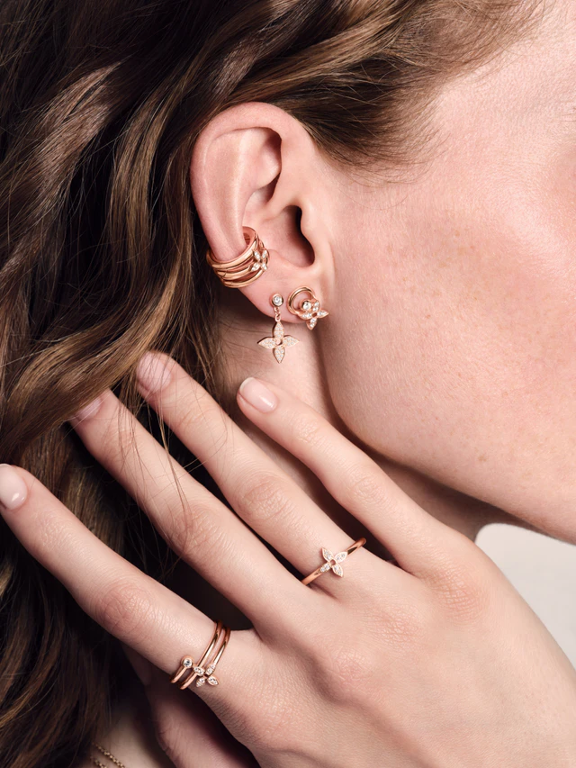 ルイ・ヴィトン プレイフルでフェミニンな輝き「イディール ブロッサム