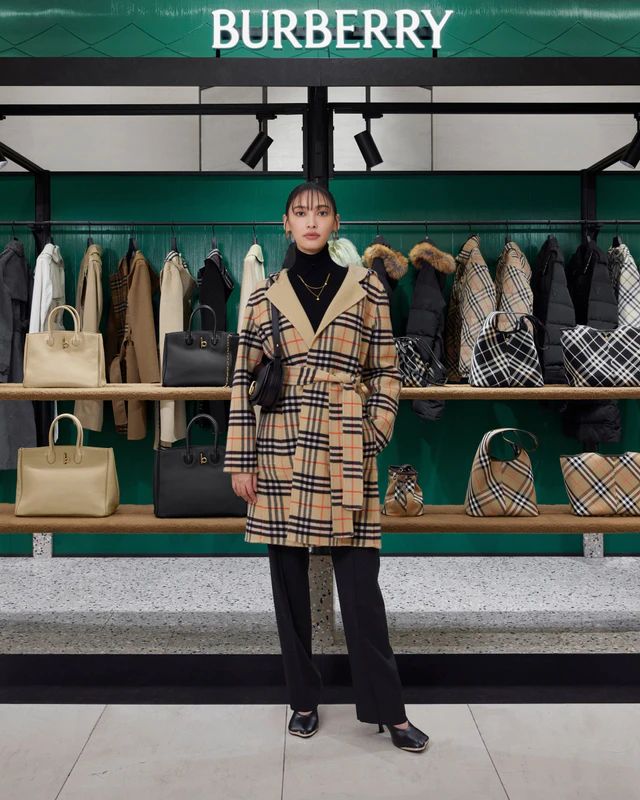 バーバリー 阪急うめだ本店 アウターウェアの期間限定ポップアップ