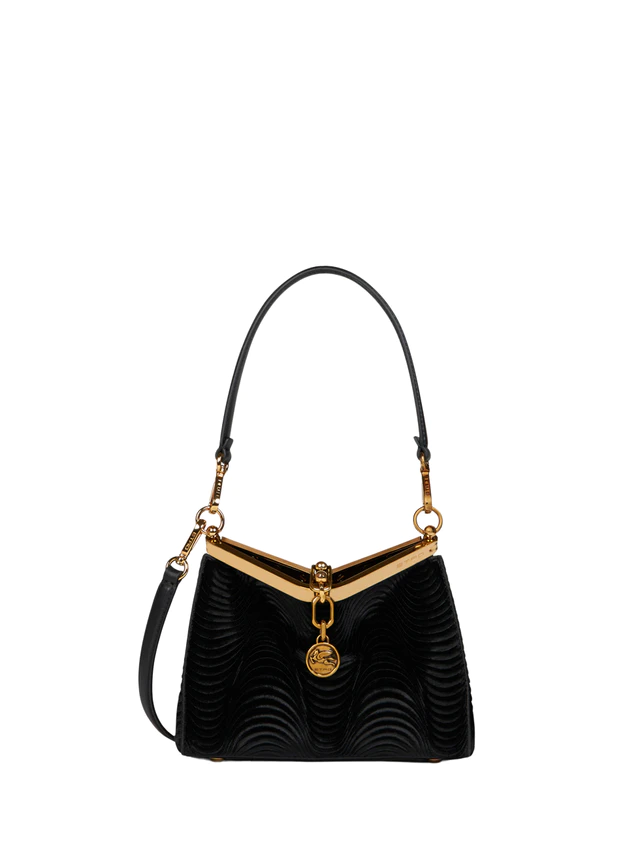 エトロ 「アルニカ」40周年、華やかな季節を彩るエトロの2024ホリデー