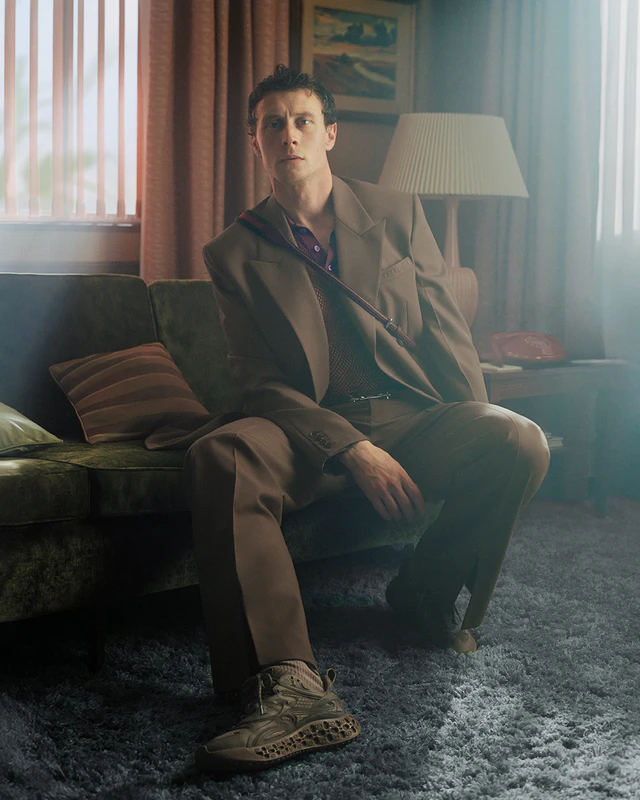 リトグラフ「The shades of Night」 人気作品　新春特別値引価格 グッチ 光と影が織りなす2025年春夏広告キャンペーン「WHERE LIGHT