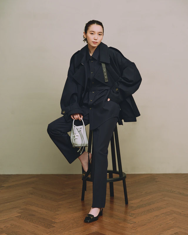 トッズが飯豊まりえと描く、2025年プレスプリング ウィメンズ