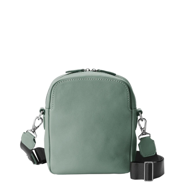 土屋鞄製造所 定番「トーンオイルヌメ」に数量限定色「アクアグリーン