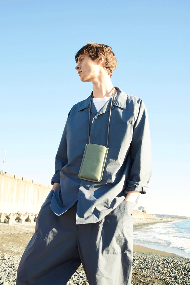 土屋鞄製造所 定番「トーンオイルヌメ」に数量限定色「アクアグリーン