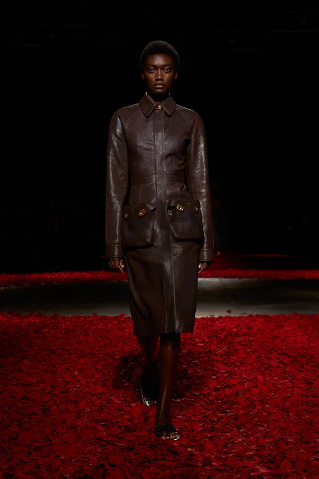 フェラガモ FERRAGAMO 2025年秋冬コレクション、ダンスの世界から着想