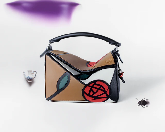 【直営】LOEWE ロエベ パズル10 FW15 ランウェイ復刻版 ロエベ「パズルバッグ」が10周年！ 復刻デザインに加えて新作