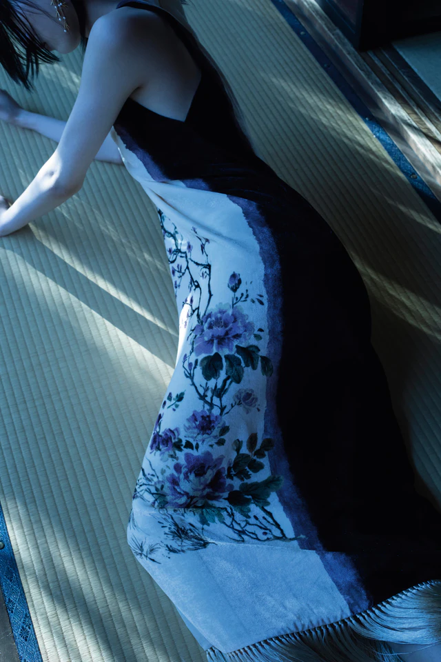 2025年フォールコレクションを日本人女性フォトグラファーが京都・東寺で捉えた特集がDIOR MAGAZINEに登場