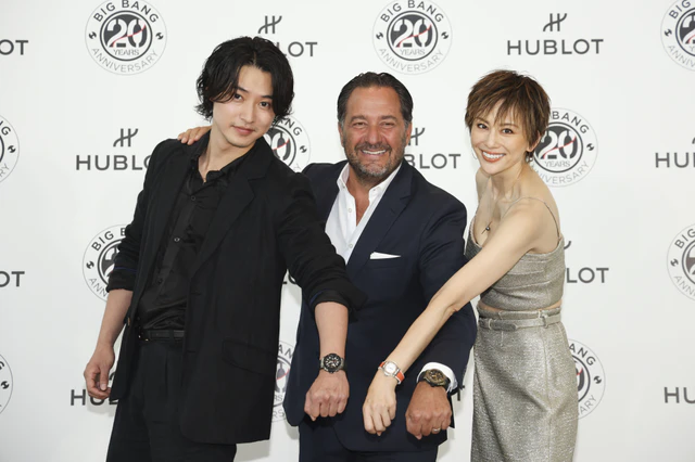 山﨑賢人と米倉涼子が祝福、ウブロ「ビッグ・バン」誕生20年の記念イベント