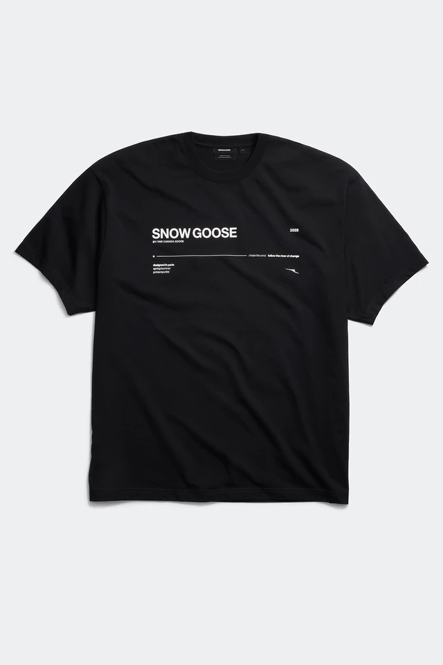 カナダグース カプセルコレクション「SNOW GOOSE BY CANADA GOOSE」 ゼニス Tシャツ カラー:Chase The Wind Black
