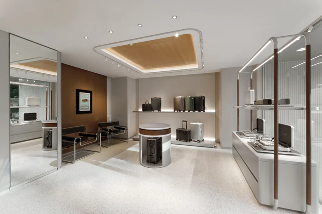 リモワ RIMOWA が名古屋・栄に中部最大級の旗艦店をオープン、洗練され