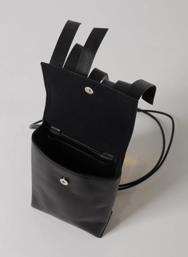 LIMI feu Autumn/ Winter 2025-26 collection フリンジショルダーポーチ