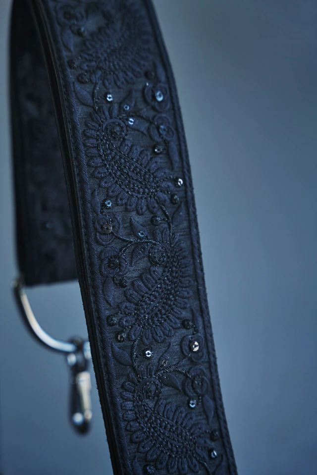 ヨウジヤマモト discord Yohji Yamamoto SHOULDER BELT EMBROIDERY