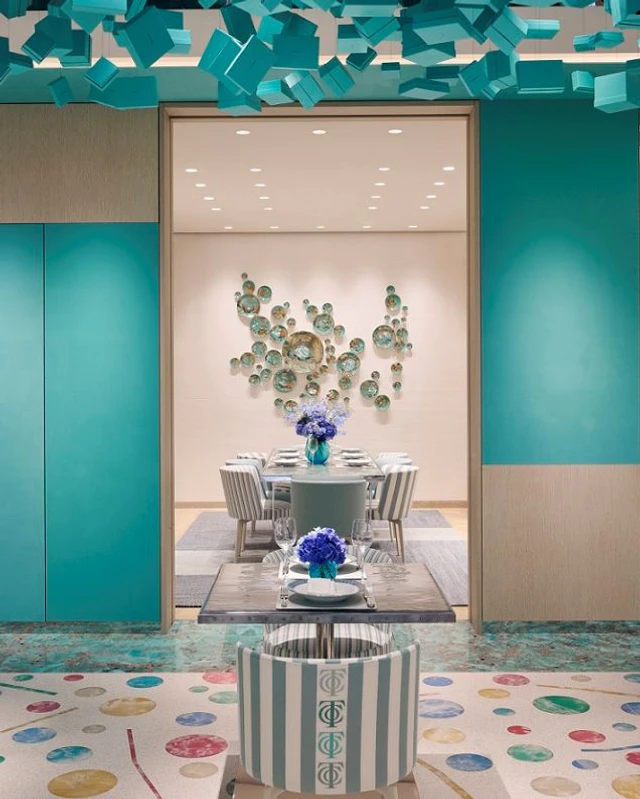 ティファニー 銀座に日本初「Blue Box Café by Natsuko Shoji」がオープン