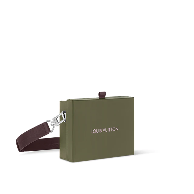 ふるばっく　ルイヴィトン LOUISVUITTON ウールカシミアクッシ ルイ・ヴィトン 日本限定「ショッパー・クラッチ」登場、アイ