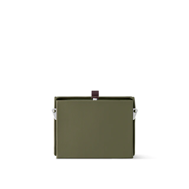 ふるばっく　ルイヴィトン LOUISVUITTON ウールカシミアクッシ ルイ・ヴィトン 日本限定「ショッパー・クラッチ」登場、アイ
