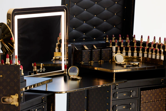 ルイヴィトン　ラボーテ　リップバーム lv-rouge-110-vuittonite-jpg-