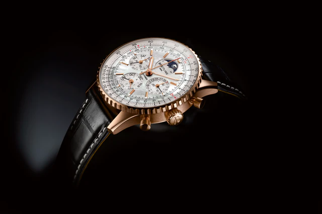 ブライトリング日本限定ナビタイマー初登場。自社製キャリバーB19と永久カレンダーを備えた20本限定モデル