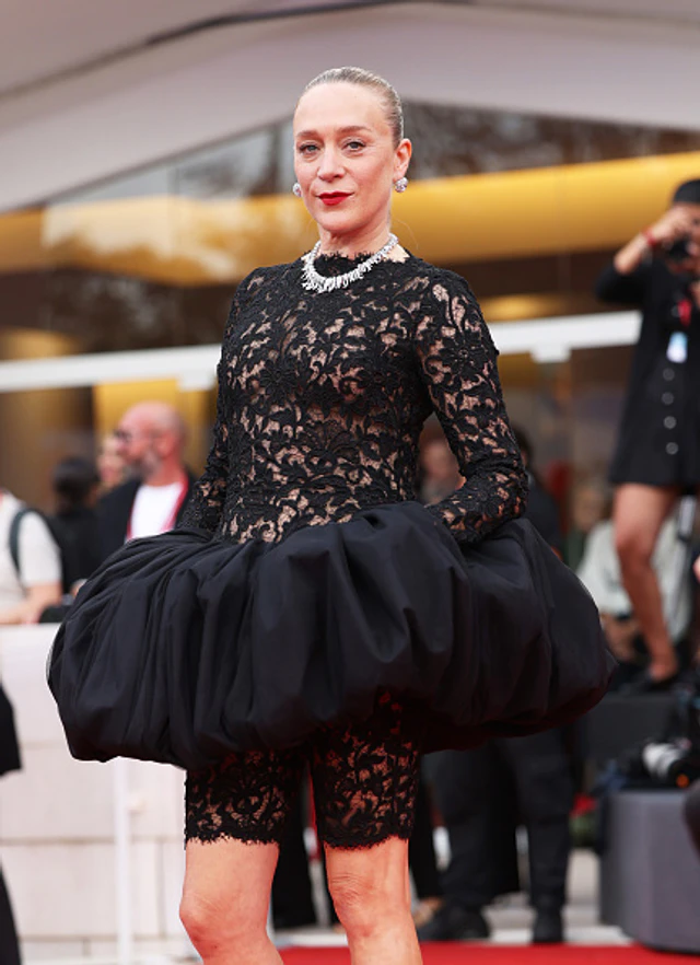 ティファニーを纏い輝いた第82回ヴェネツィア国際映画祭 クロエ・セヴィニー