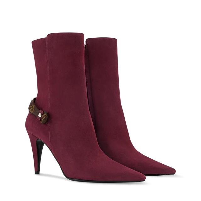 【大特価】ルイ・ヴィトン スエードオープントゥパンプスレッド 未使用品 ルイ・ヴィトン 新作ポインテッドトウブーツ登場、洗練ディテールが