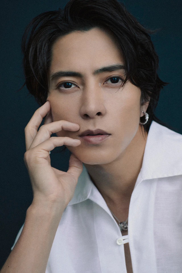 山下智久がナビゲート、ブルガリ「カレイドス 色彩・文化・技巧」展が日本最大規模で開催