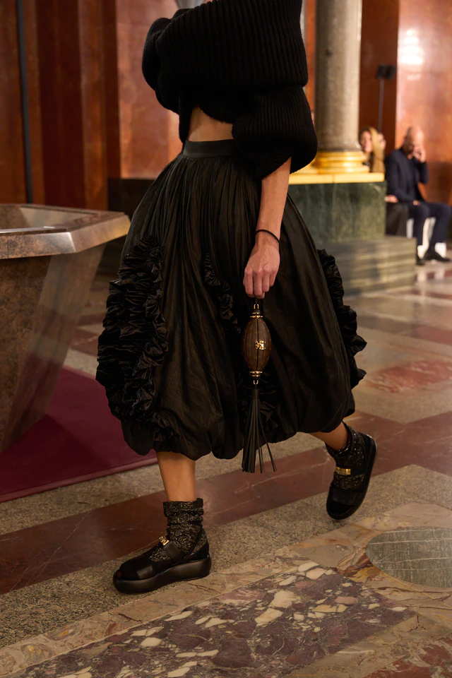 ルイ・ヴィトン ニコラ・ジェスキエールが描く2026春夏、新作バッグが