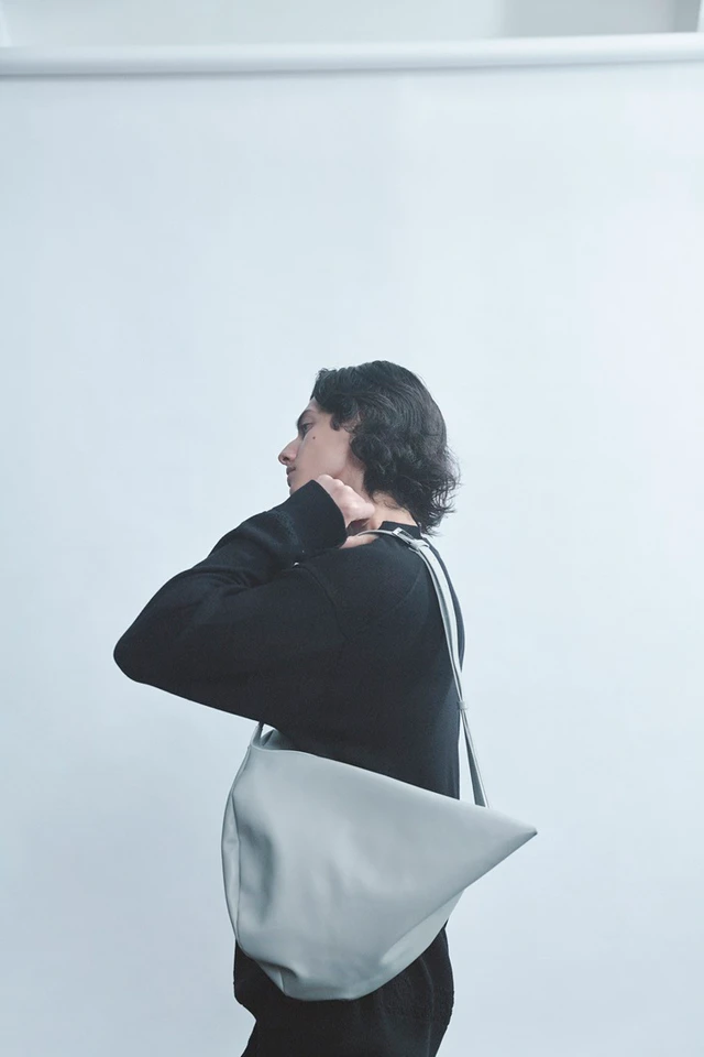 ヨウジヤマモトのハウスが示す新基準、discord Yohji Yamamoto「MADE IN ITALY」25AWの三つの姿