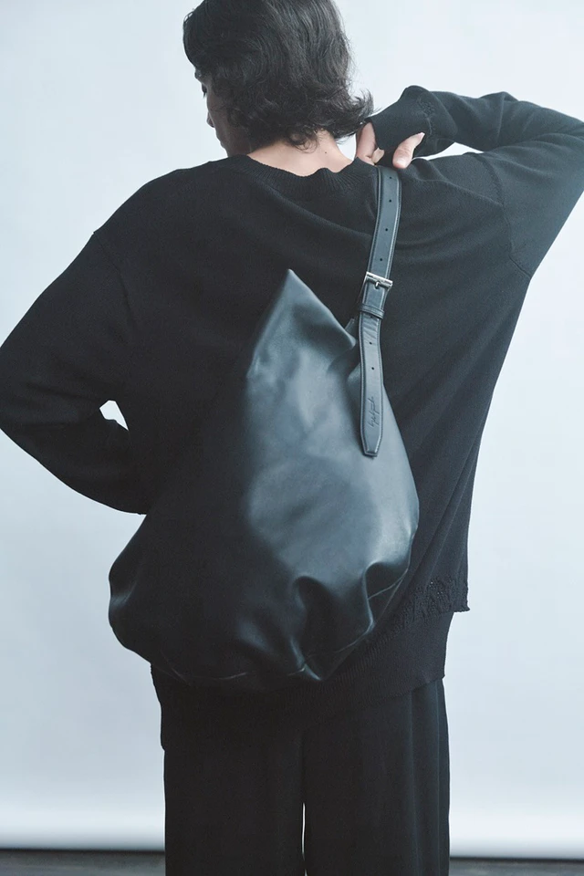 ヨウジヤマモト discord Yohji Yamamoto ROUND SHOULDER BLACK