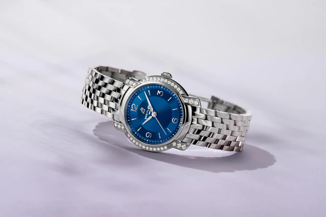 オーベルジンからMOPまで 豊富なダイヤルが魅力のブライトリング「レディ プレミエ」ガイド