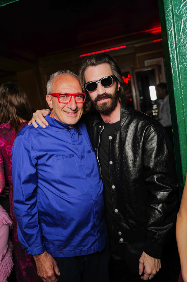 Alain MikliとRay-Banがコラボレーションコレクションを発表 左）Alain Miklitalian 右）Leonardo Maria Del Vecchio