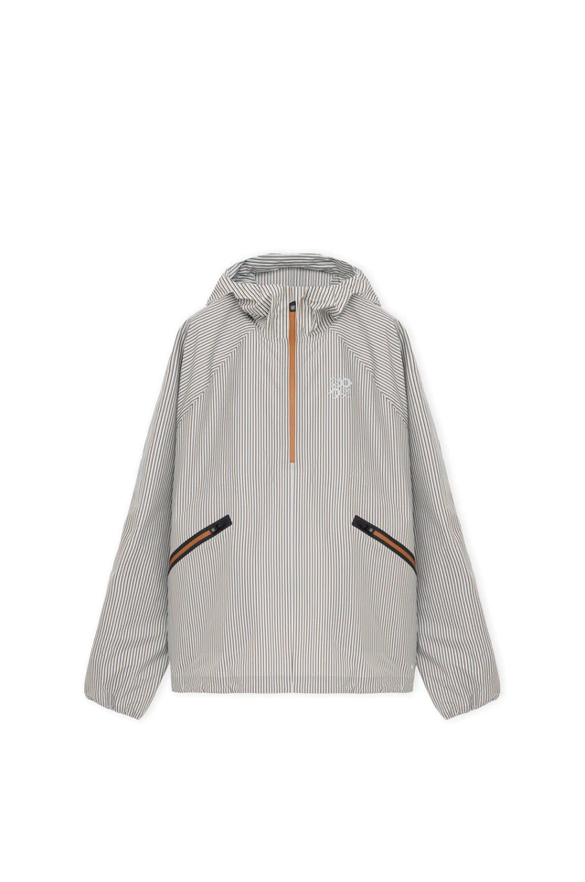 LOEWE x On ストームアノラック