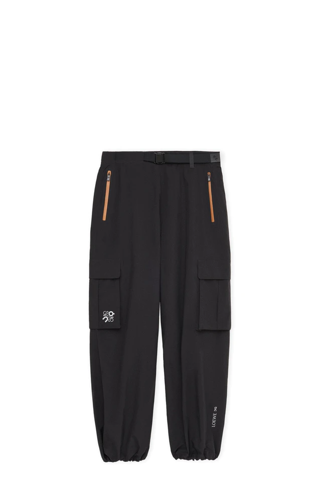 LOEWE x On カーゴトラウザーズ