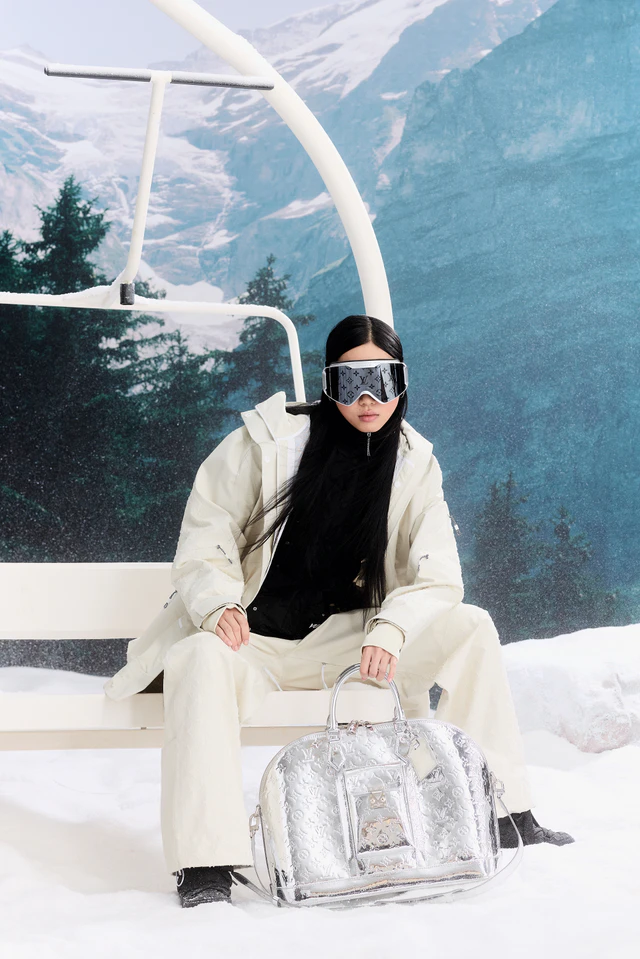 冬の冒険をエレガンスで包む。ルイ・ヴィトン「LV SKI」2025コレクション発表