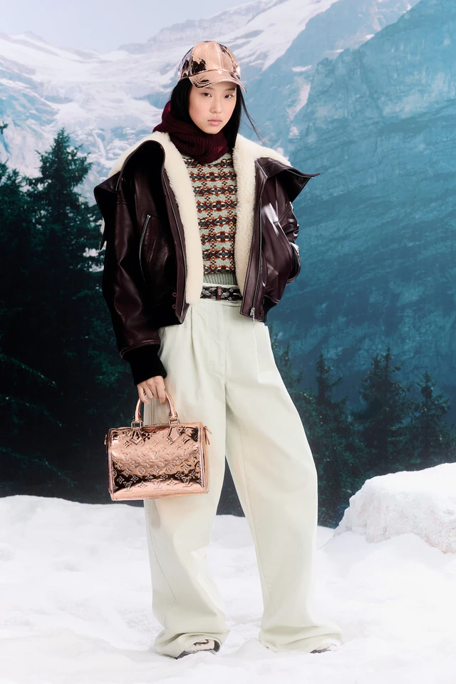 ルイ・ヴィトン「LV SKI」2025年コレクション──機能性とエレガンスが融合した冬の旅の装い