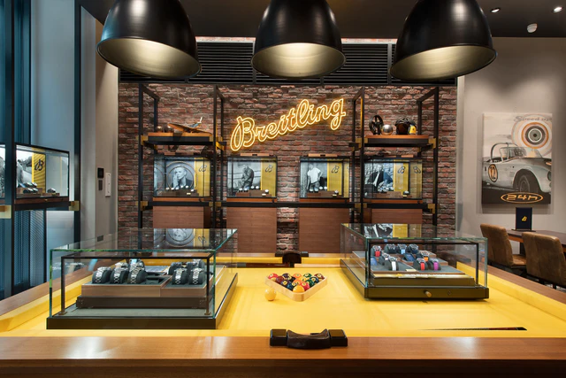 ブライトリングの新拠点「福岡天神ブティック」開業、ブランドの世界観を体感できる空間へ