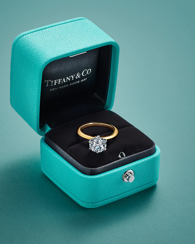 ティファニー ブライダル フェア2025:愛を誓う瞬間にふさわしいダイヤモンドの輝き