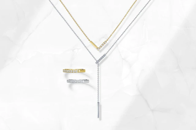 ロイヤル・アッシャーが提案する冬の名品「NINE SHAPES🄬」ペンダント＆ピアスほか多彩な新作