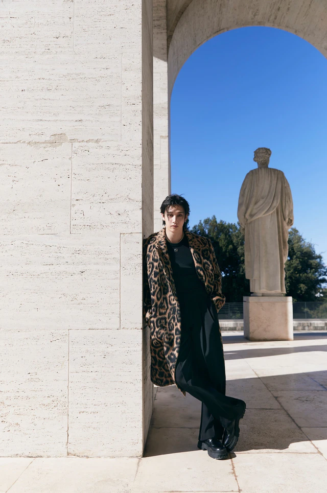 フェンディ×Stray Kids バンチャン、新曲「Roman Empire」で創造性と情熱が融合