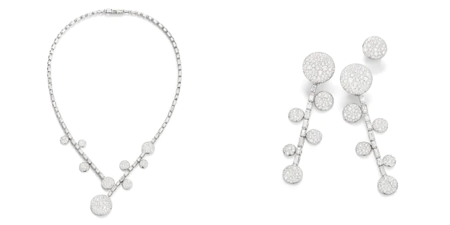 ポメラート バゲットカットとブリリアントカットのダイヤモンドがあしらわれた「サッビア」ハイジュエリーイヤリングとネックレス