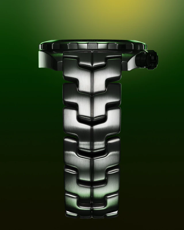 アイルトン・セナの精神を受け継ぐ「タグ・ホイヤー フォーミュラ1」限定モデルが登場