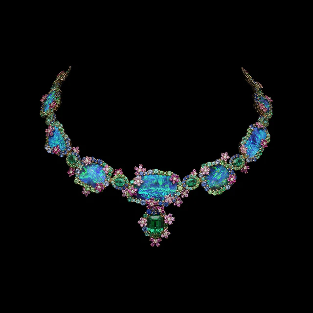 ディオールが紡ぐファインジュエリーの新章、ハイジュエリー「ディオレクスキ」第2章