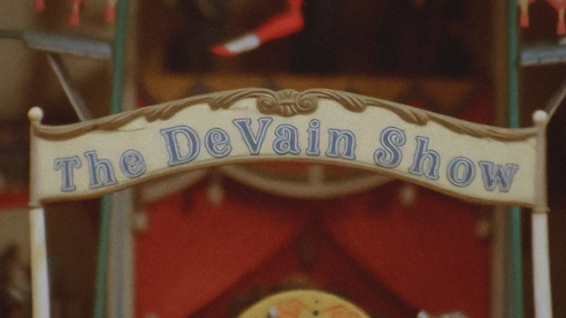  ヴァレンティノ ガラヴァーニ 「ドゥ ヴェイン」デジタルアートプロジェクト 参加アーティスト　アルベルト・プラネヤ(Albert Planella) 