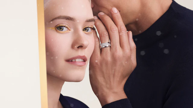 ショーメのホリデーシーズン、「Catch me in PARIS」で巡るパリの街ときらめくジュエリーの世界