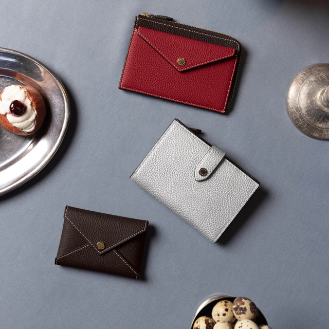 ボナベンチュラ×阪急うめだ本店、ルーチェ・カルダとミア トートのカラーオーダーを揃えた冬限定ポップアップ