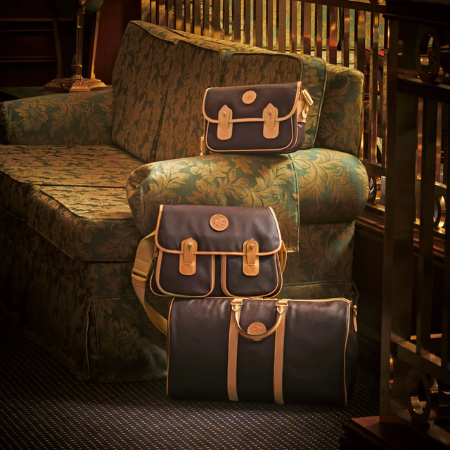 バチュー以前の名作が今の旅仕様に進化、ハンティングワールド「LEATHER LUX」復刻コレクション