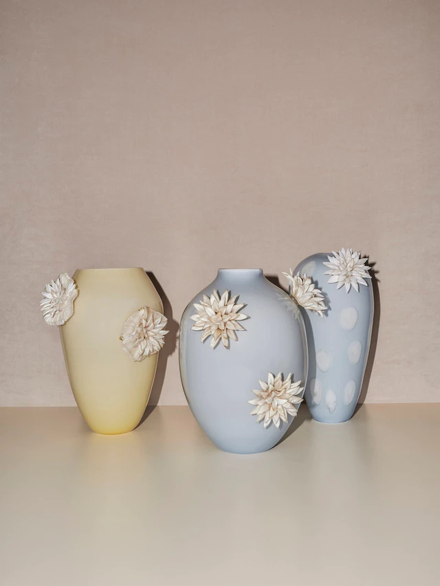 花瓶 I、II、III（Vase I, II, III） （H30cm x W20cm）