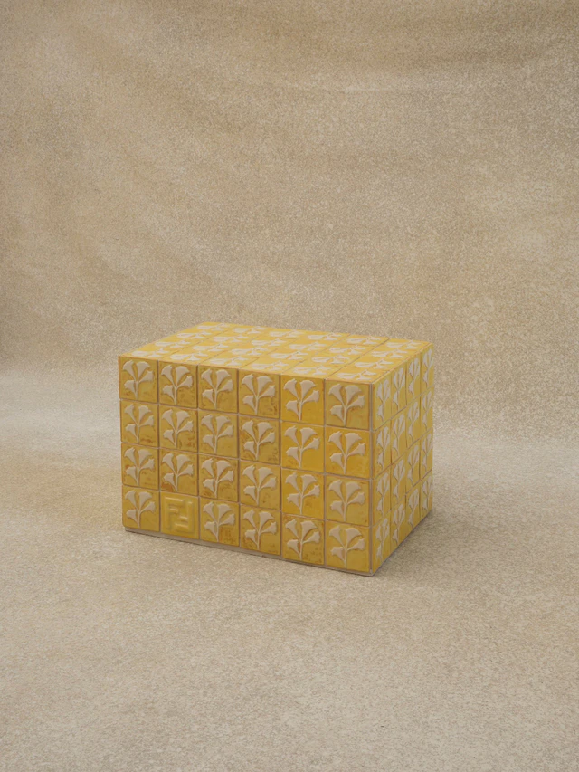 「フォンデリア フェンディ」ソルベ セラミック 台座 I（Sorbetto Ceramic Pedestal I） （H52cm x W78cm x D52cm）