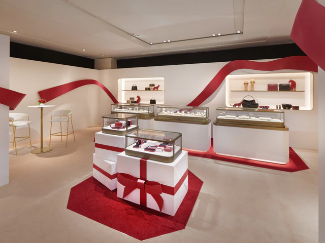 カルティエ 銀座2丁目ブティック、ベビーパンテールが彩るホリデーポップアップTHE ART OF GIFTING開催